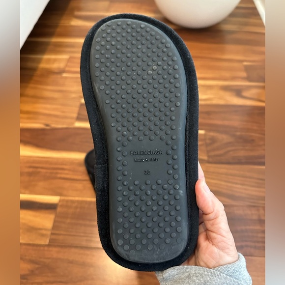 BALENCIAGA BLACK SOFT VELOUR SANDAL SLIPPER SIZE 36 - Picture 8 of 16